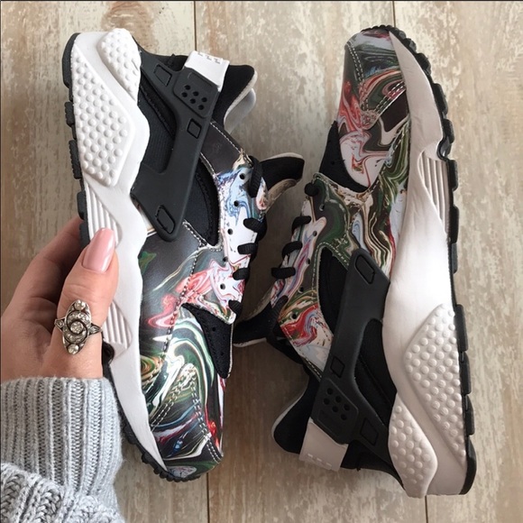 NWT Nike Huarache run Premium print - Picture 8 of 8